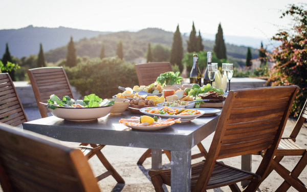 7 Ways to Embrace the Mediterranean Diet