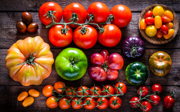 Tomato Takeover: A Guide to Tomato Varieties & How to Eat Them